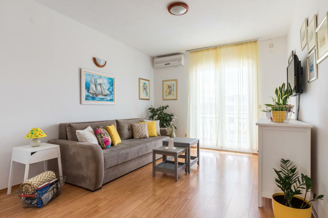 Apartments Rogulj Трогир Экстерьер фото