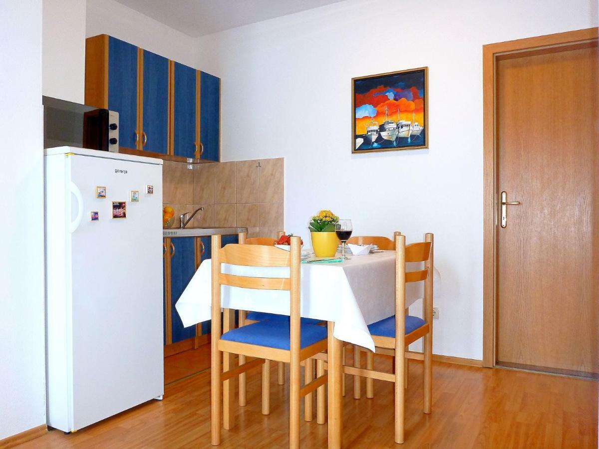 Apartments Rogulj Трогир Экстерьер фото